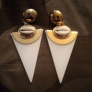 Vintage pierced earrings